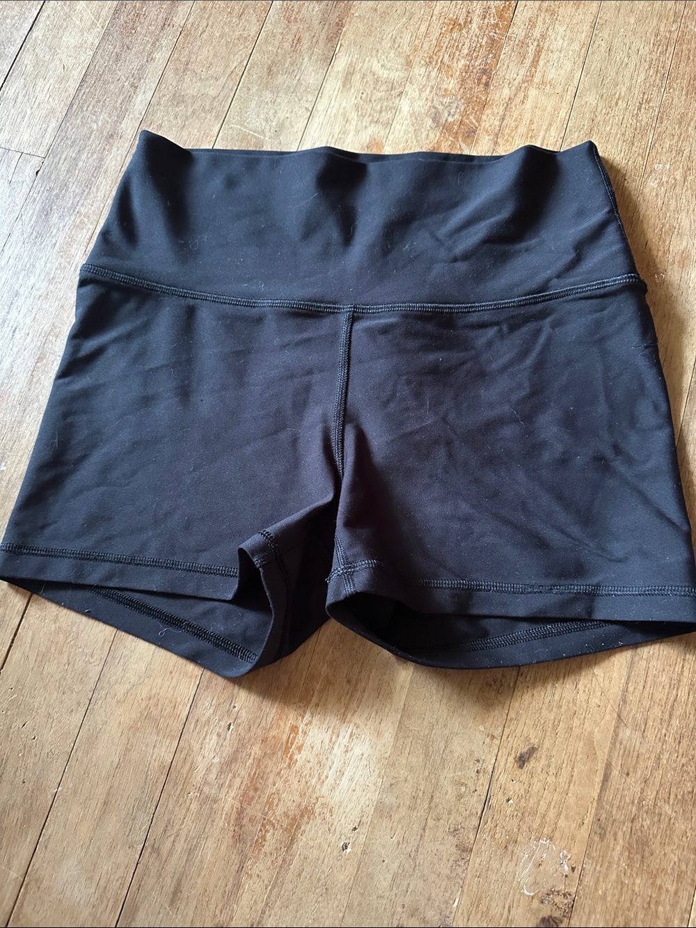 Old Navy Black High-Rise Athletic Shorts - Size M